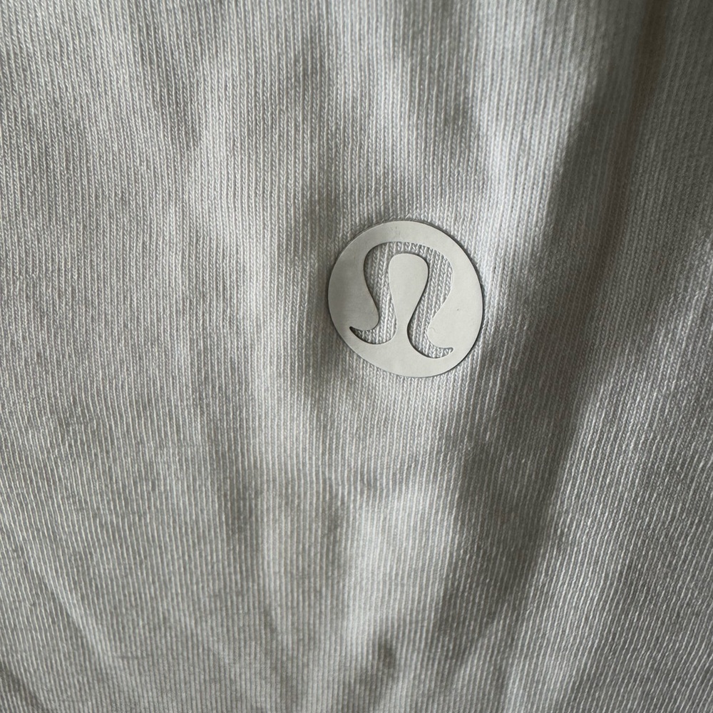 lululemon athletica Women's Classic White Muscle Tee - Picture 3 of 5